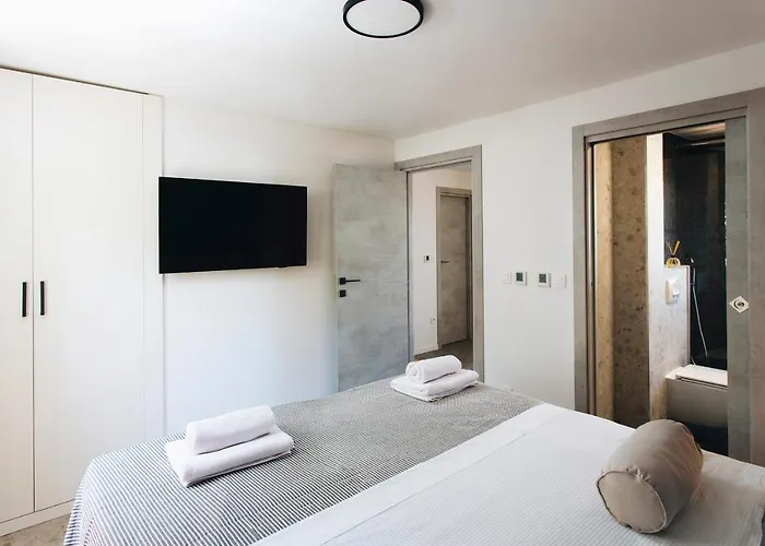 Magna - Seaside With Pool And Sauna 别墅